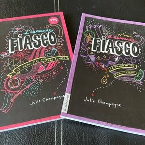 🌻3/$20 New! 2 french novels for pre-teens